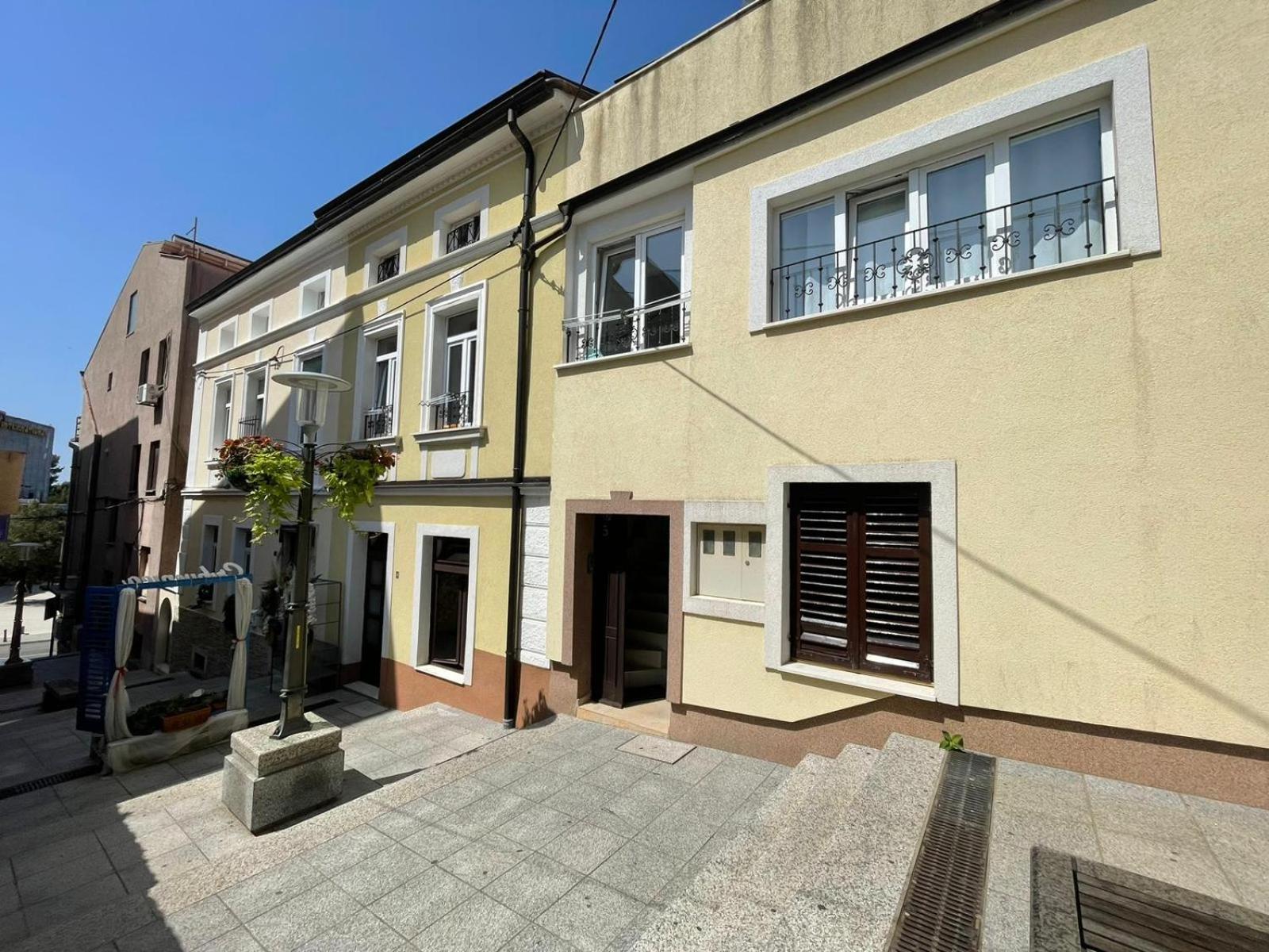 Apartmani Mauro Sa Terasom Crikvenica Exterior photo