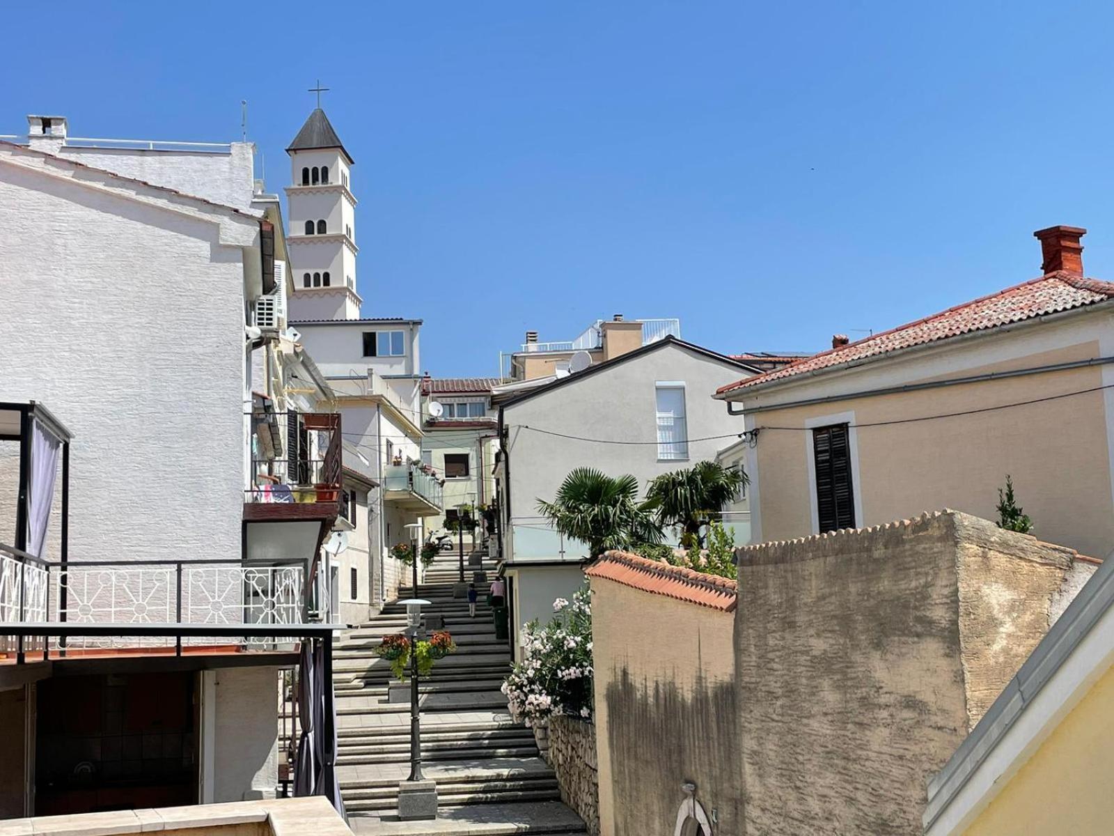 Apartmani Mauro Sa Terasom Crikvenica Exterior photo